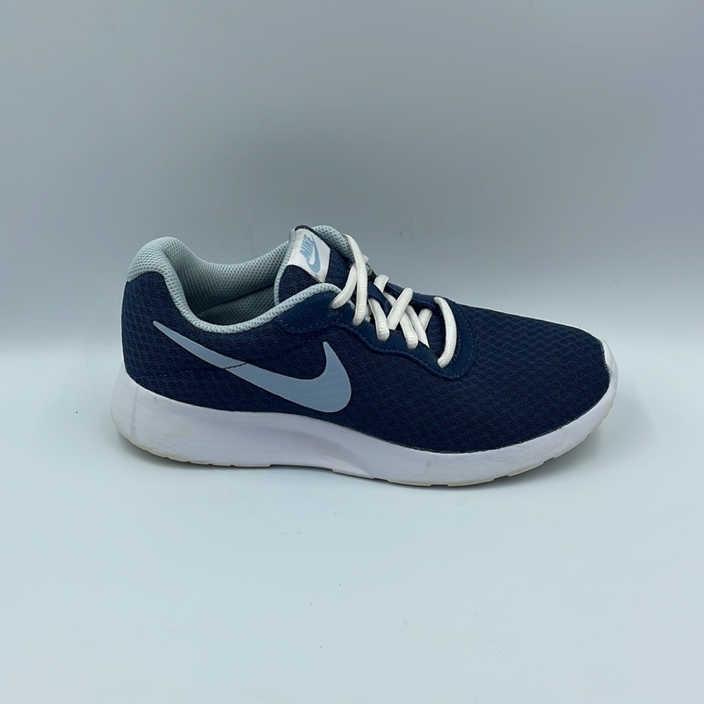 Nike Tanjun Running Shoes Women’s Sz 6.5 - Picture 5 of 10